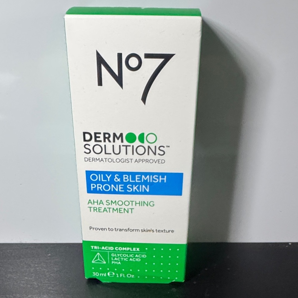 No7 Dermo Solutions AHA Smoothing Treatment -